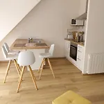 Agreable A La Campagne Et Proche De La *