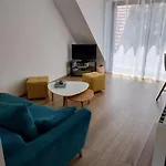 Agreable A La Campagne Et Proche De La *